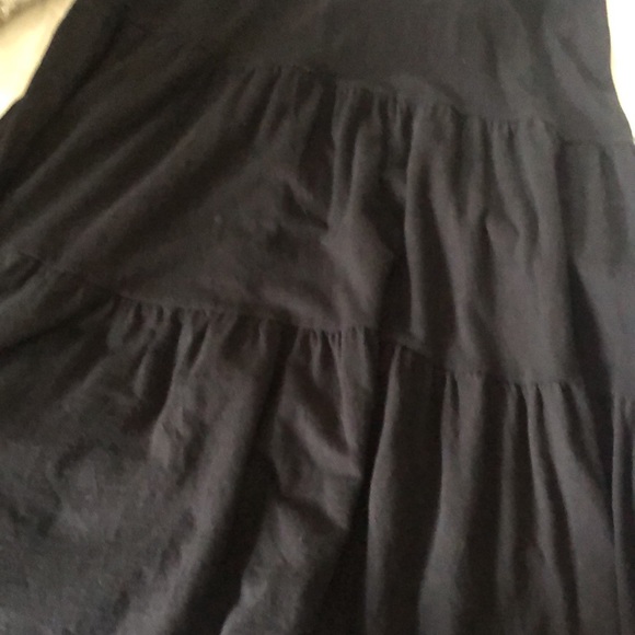 GAP NWT tiered Black Maxi dress. Size small. - Picture 3 of 4